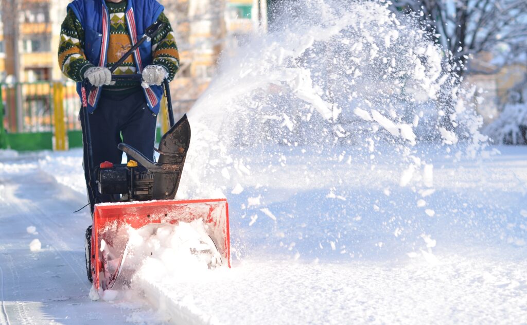 Labrdor City - Snow Cleaning